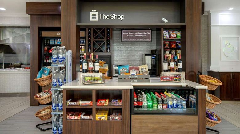 <b>Hilton Garden Inn Detroit Metro Airport Restaurant</b>. Images powered by <a href="https://iceportal.shijigroup.com/" title="IcePortal" target="_blank">IcePortal</a>.