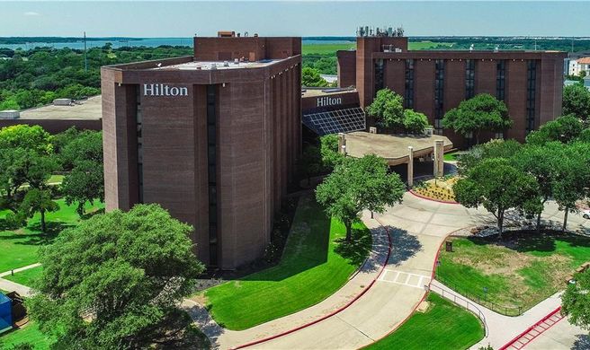 Hilton DFW Lakes & Conference Center Exterior