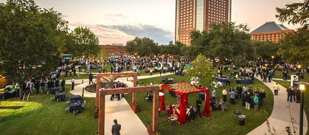 Hilton Anatole Exterior