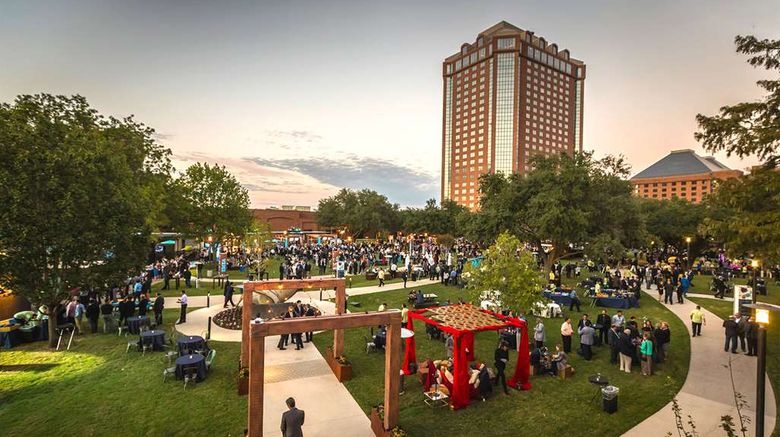 <b>Hilton Anatole Exterior</b>. Images powered by <a href="https://iceportal.shijigroup.com/" title="IcePortal" target="_blank">IcePortal</a>.