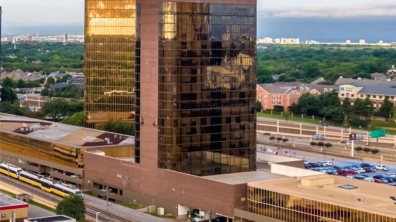 <b>DoubleTree Hotel Dallas-Campbell Centre Exterior</b>. Images powered by <a href="https://iceportal.shijigroup.com/" title="IcePortal" target="_blank">IcePortal</a>.