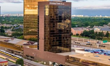 DoubleTree Hotel Dallas-Campbell Centre