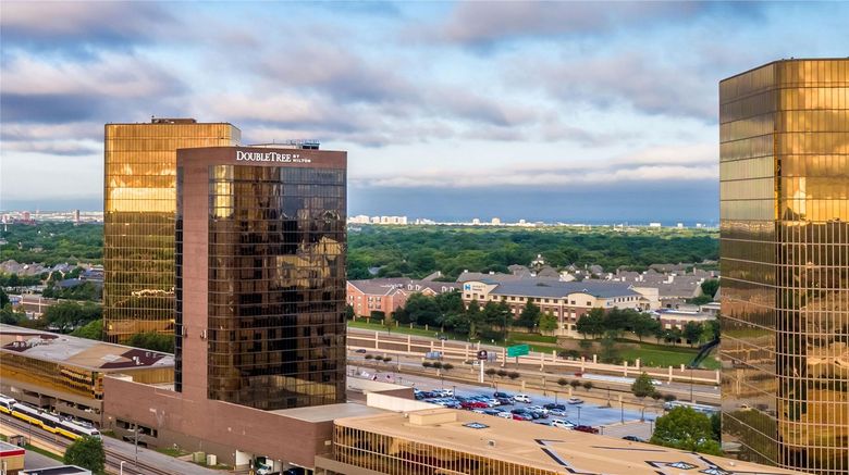 <b>DoubleTree Hotel Dallas-Campbell Centre Exterior</b>. Images powered by <a href="https://iceportal.shijigroup.com/" title="IcePortal" target="_blank">IcePortal</a>.