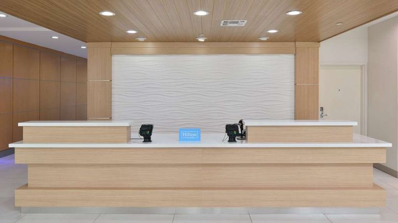 <b>Hilton Garden Inn Denton Lobby</b>. Images powered by <a href="https://iceportal.shijigroup.com/" title="IcePortal" target="_blank">IcePortal</a>.