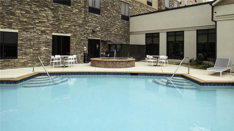 Hilton Garden Inn Denison/Sherman Pool