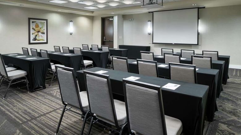 <b>Hilton Garden Inn DFW North Grapevine Meeting</b>. Images powered by <a href="https://iceportal.shijigroup.com/" title="IcePortal" target="_blank">IcePortal</a>.