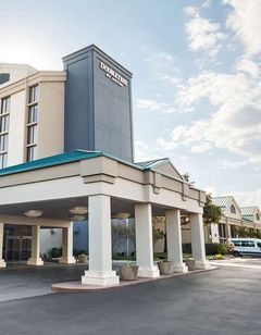 DoubleTree by Hilton DFW Airport North