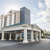 DoubleTree by Hilton DFW Airport North