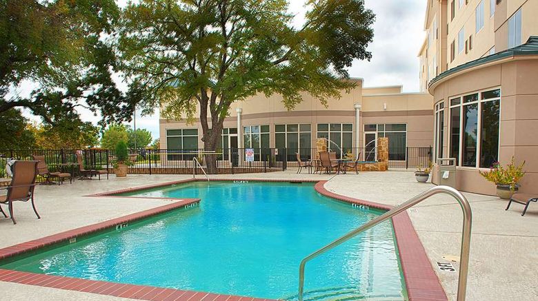 <b>Hilton Garden Inn DFW Airport South Pool</b>. Images powered by <a href="https://iceportal.shijigroup.com/" title="IcePortal" target="_blank">IcePortal</a>.