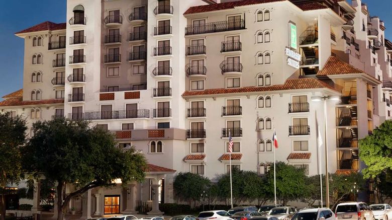 <b>Embassy Suites DFW Intl Arpt South Exterior</b>. Images powered by <a href="https://iceportal.shijigroup.com/" title="IcePortal" target="_blank">IcePortal</a>.
