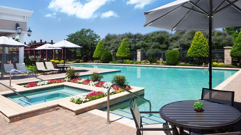 <b>Hilton Dallas/Southlake Town Square Pool</b>. Images powered by <a href="https://iceportal.shijigroup.com/" title="IcePortal" target="_blank">IcePortal</a>.