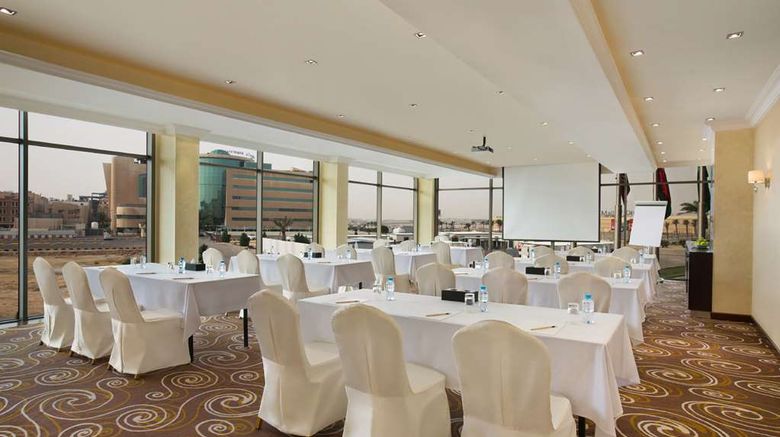 <b>DoubleTree by Hilton Hotel Dhahran Meeting</b>. Images powered by <a href="https://iceportal.shijigroup.com/" title="IcePortal" target="_blank">IcePortal</a>.