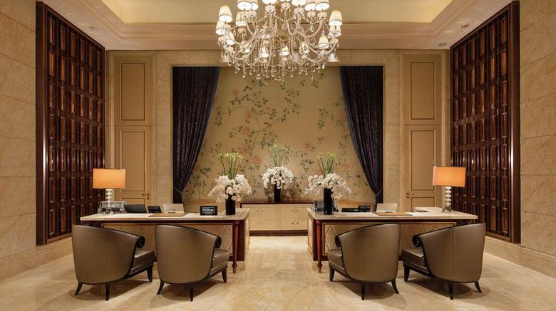 <b>Conrad Dalian Lobby</b>. Images powered by <a href="https://iceportal.shijigroup.com/" title="IcePortal" target="_blank">IcePortal</a>.