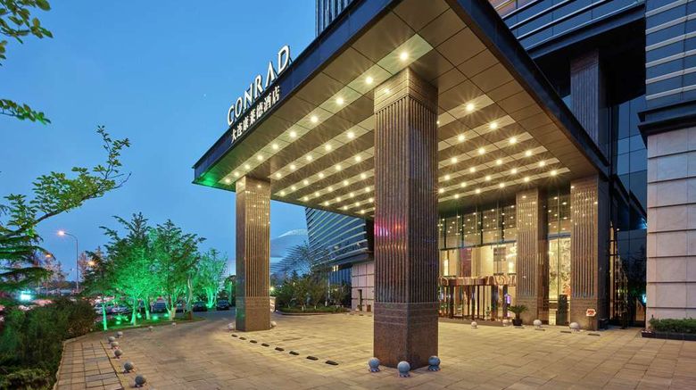 <b>Conrad Dalian Exterior</b>. Images powered by <a href="https://iceportal.shijigroup.com/" title="IcePortal" target="_blank">IcePortal</a>.