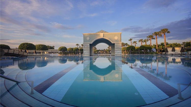 Hilton Dalaman Sarigerme Resort & Golf Pool
