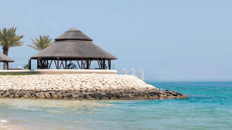 <b>Hilton Doha Beach</b>. Images powered by <a href="https://iceportal.shijigroup.com/" title="IcePortal" target="_blank">IcePortal</a>.