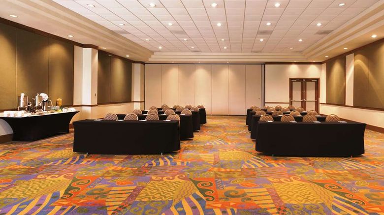 <b>Embassy Suites Dorado del Mar Beach Meeting</b>. Images powered by <a href="https://iceportal.shijigroup.com/" title="IcePortal" target="_blank">IcePortal</a>.