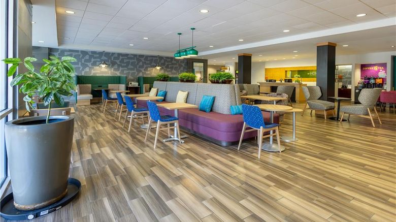 <b>Home2 Suites Dover, DE Lobby</b>. Images powered by <a href="https://iceportal.shijigroup.com/" title="IcePortal" target="_blank">IcePortal</a>.