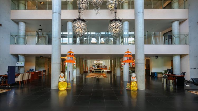 Hilton Garden Inn Bali Ngurah Rai Airprt Lobby