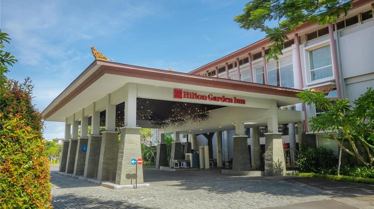 Hilton Garden Inn Bali Ngurah Rai Airprt Exterior