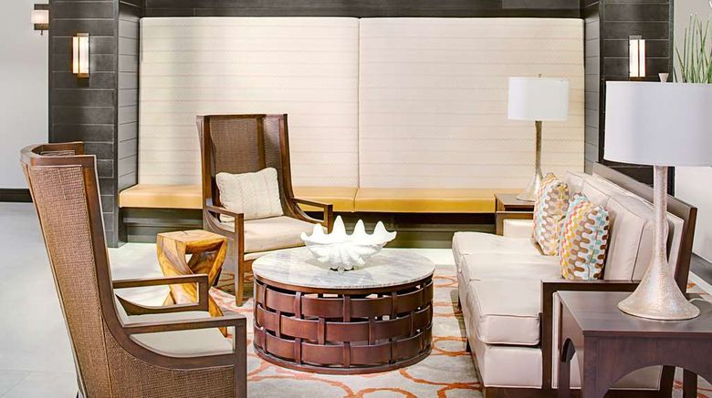 <b>Embassy Suites Destin at Miramar Beach Lobby</b>. Images powered by <a href="https://iceportal.shijigroup.com/" title="IcePortal" target="_blank">IcePortal</a>.