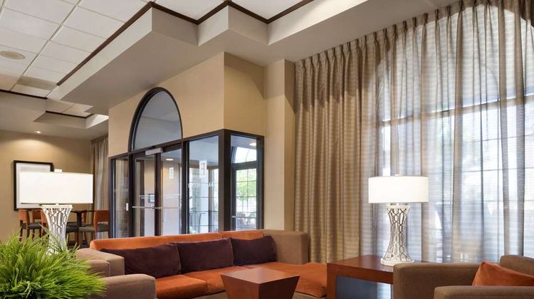 Embassy Suites Des Moines Downtown Lobby