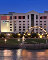 Embassy Suites Des Moines Downtown
