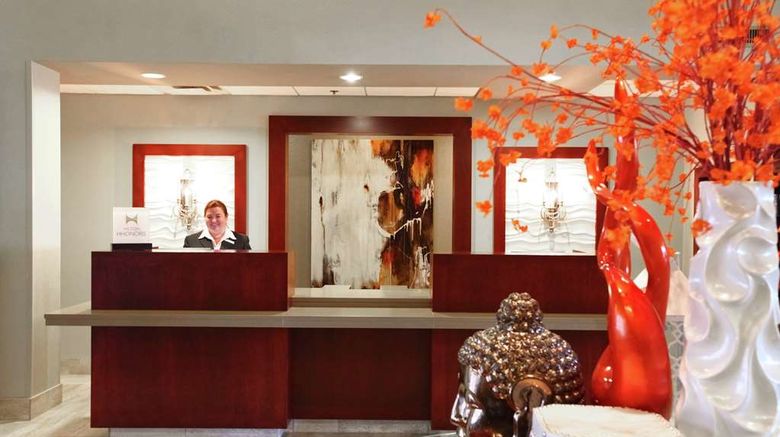 <b>Hilton Garden Inn Des Moines Airport Lobby</b>. Images powered by <a href="https://iceportal.shijigroup.com/" title="IcePortal" target="_blank">IcePortal</a>.
