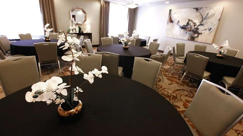 <b>Hilton Garden Inn Des Moines Airport Meeting</b>. Images powered by <a href="https://iceportal.shijigroup.com/" title="IcePortal" target="_blank">IcePortal</a>.