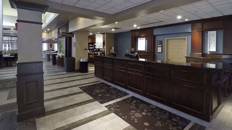 Hilton Garden Inn West Des Moines Lobby