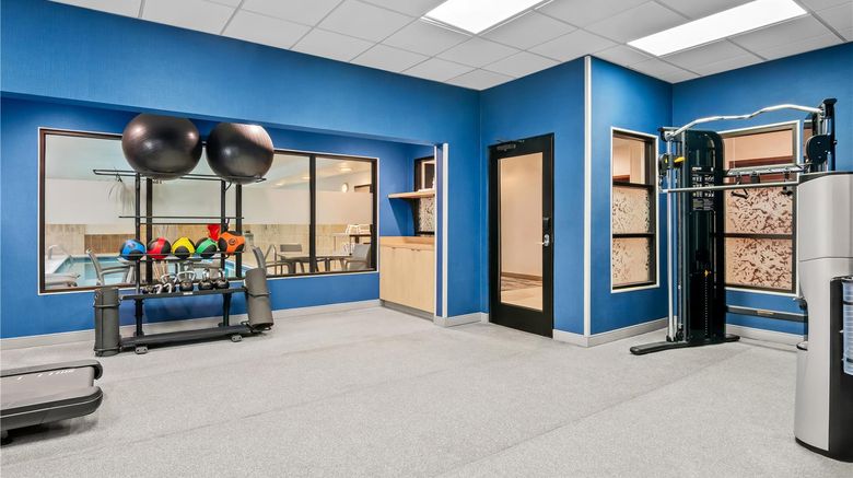 <b>Hampton Inn & Suites Detroit/Canton Health</b>. Images powered by <a href="https://iceportal.shijigroup.com/" title="IcePortal" target="_blank">IcePortal</a>.