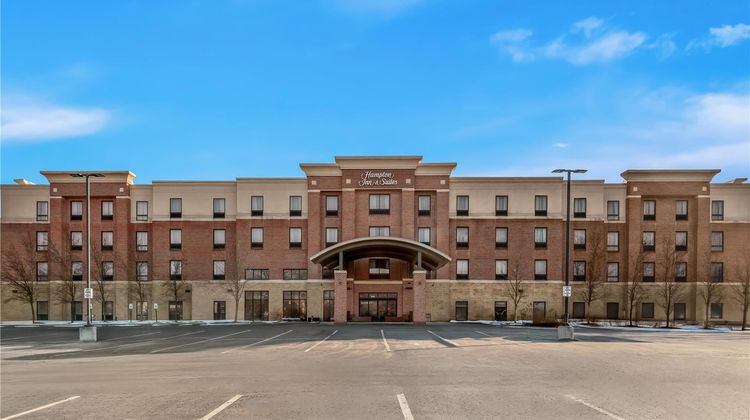 Hampton Inn & Suites Detroit/Canton Exterior