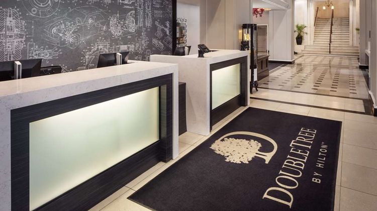 Doubletree Suites by Hilton Detroit Down Lobby