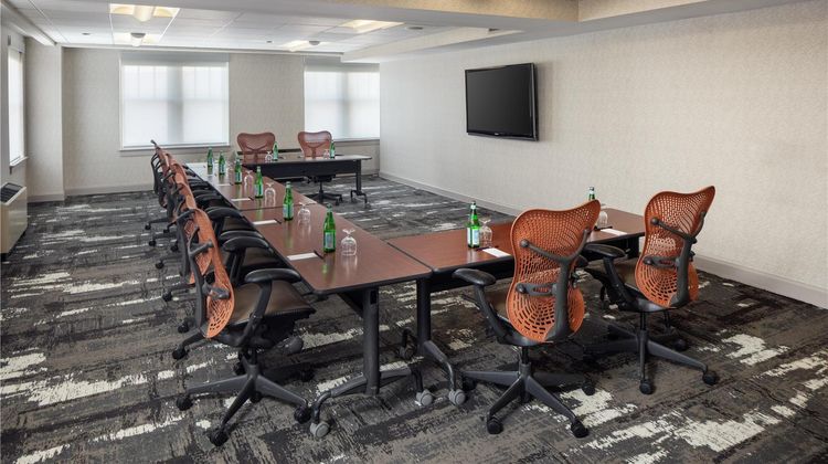 Doubletree Suites by Hilton Detroit Down Meeting