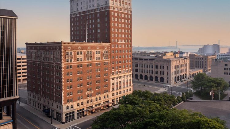 Doubletree Suites by Hilton Detroit Down Exterior