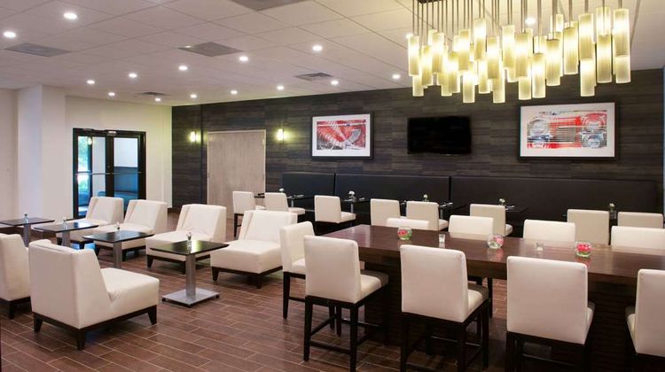 Embassy Suites Detroit - Livonia/Novi Restaurant