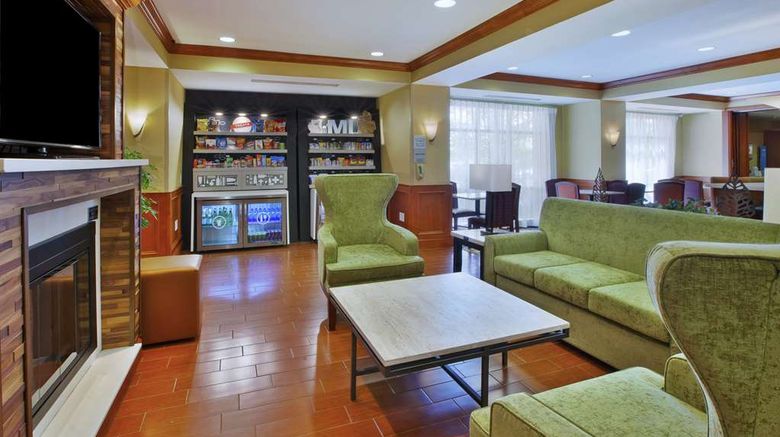 <b>Hampton Inn Detroit Novi Lobby</b>. Images powered by <a href="https://iceportal.shijigroup.com/" title="IcePortal" target="_blank">IcePortal</a>.