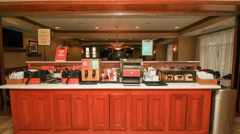 <b>Hampton Inn Detroit Novi Restaurant</b>. Images powered by <a href="https://iceportal.shijigroup.com/" title="IcePortal" target="_blank">IcePortal</a>.