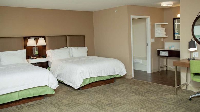 <b>Hampton Inn Detroit Novi Room</b>. Images powered by <a href="https://iceportal.shijigroup.com/" title="IcePortal" target="_blank">IcePortal</a>.