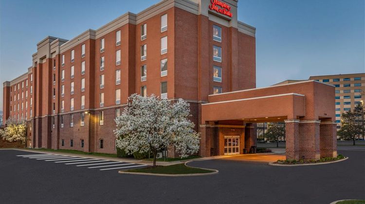 Hampton Inn & Suites Detroit-Airport/Rom Exterior