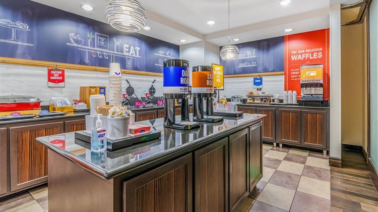 Hampton Inn & Suites Detroit-Airport/Rom Restaurant
