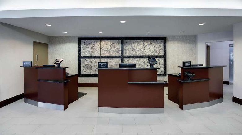<b>Embassy Suites Troy Lobby</b>. Images powered by <a href="https://iceportal.shijigroup.com/" title="IcePortal" target="_blank">IcePortal</a>.