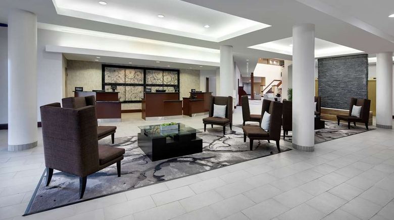 <b>Embassy Suites Troy Lobby</b>. Images powered by <a href="https://iceportal.shijigroup.com/" title="IcePortal" target="_blank">IcePortal</a>.