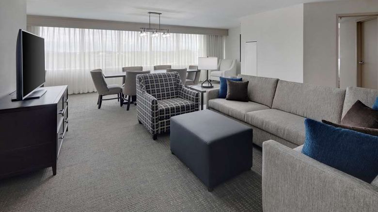 <b>Embassy Suites Troy Room</b>. Images powered by <a href="https://iceportal.shijigroup.com/" title="IcePortal" target="_blank">IcePortal</a>.
