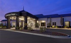 DoubleTree by Hilton Detroit Novi