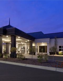 DoubleTree by Hilton Detroit Novi