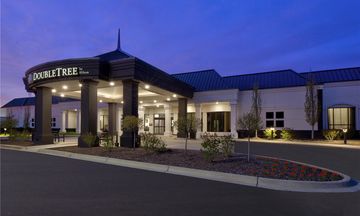 DoubleTree by Hilton Detroit Novi