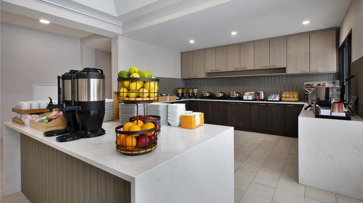DoubleTree by Hilton Detroit Novi Restaurant