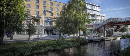 Hilton Dublin Exterior