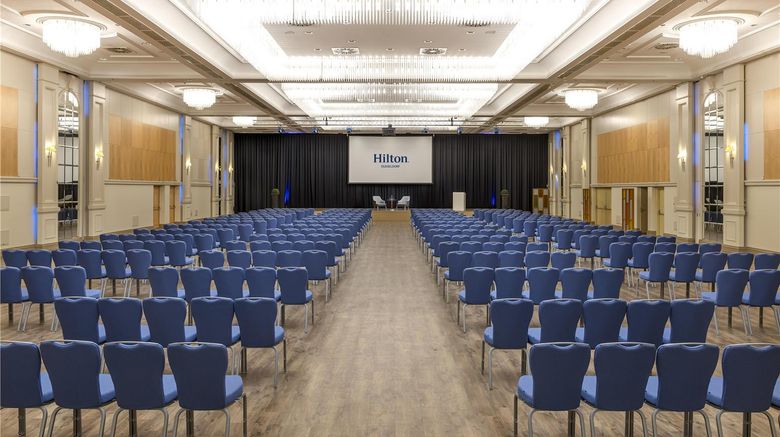 <b>Hilton Duesseldorf Meeting</b>. Images powered by <a href="https://iceportal.shijigroup.com/" title="IcePortal" target="_blank">IcePortal</a>.